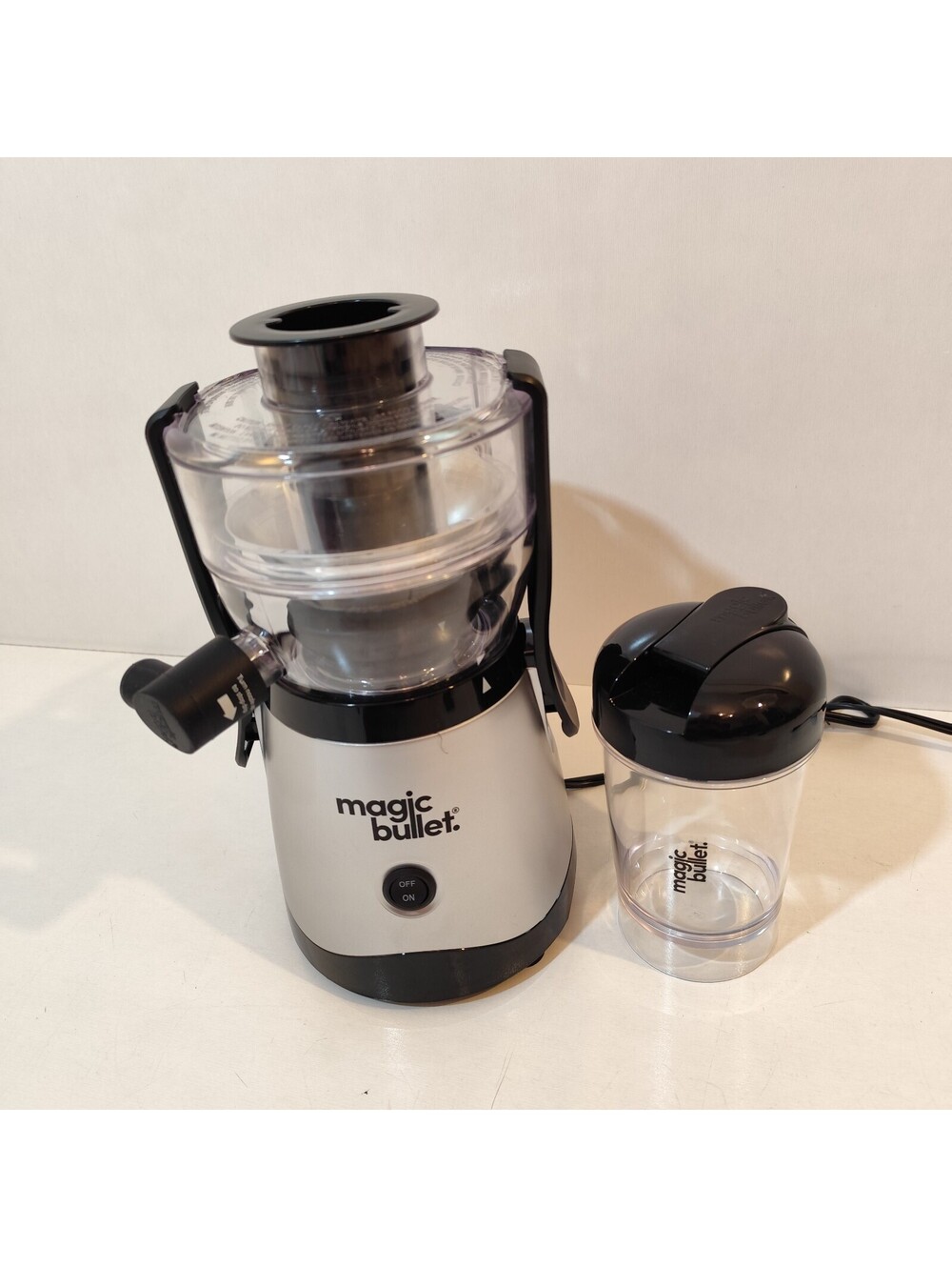 Magic Bullet Mini Juicer with Cup - Black and Silver
